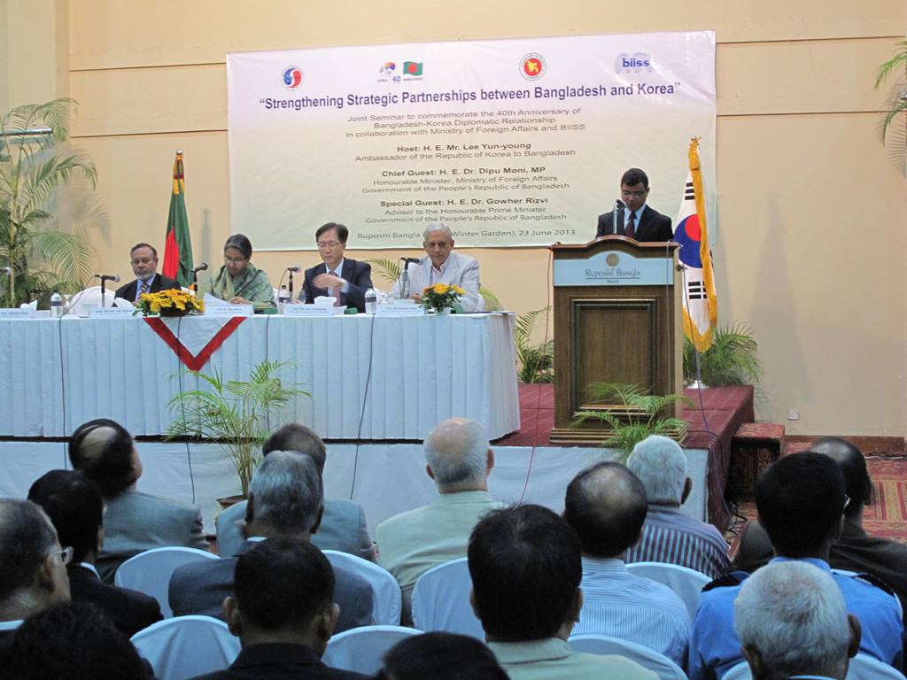 Seminar on Strengthening Strategic Partnerships between Bangladesh and Korea on 23 June 2013
