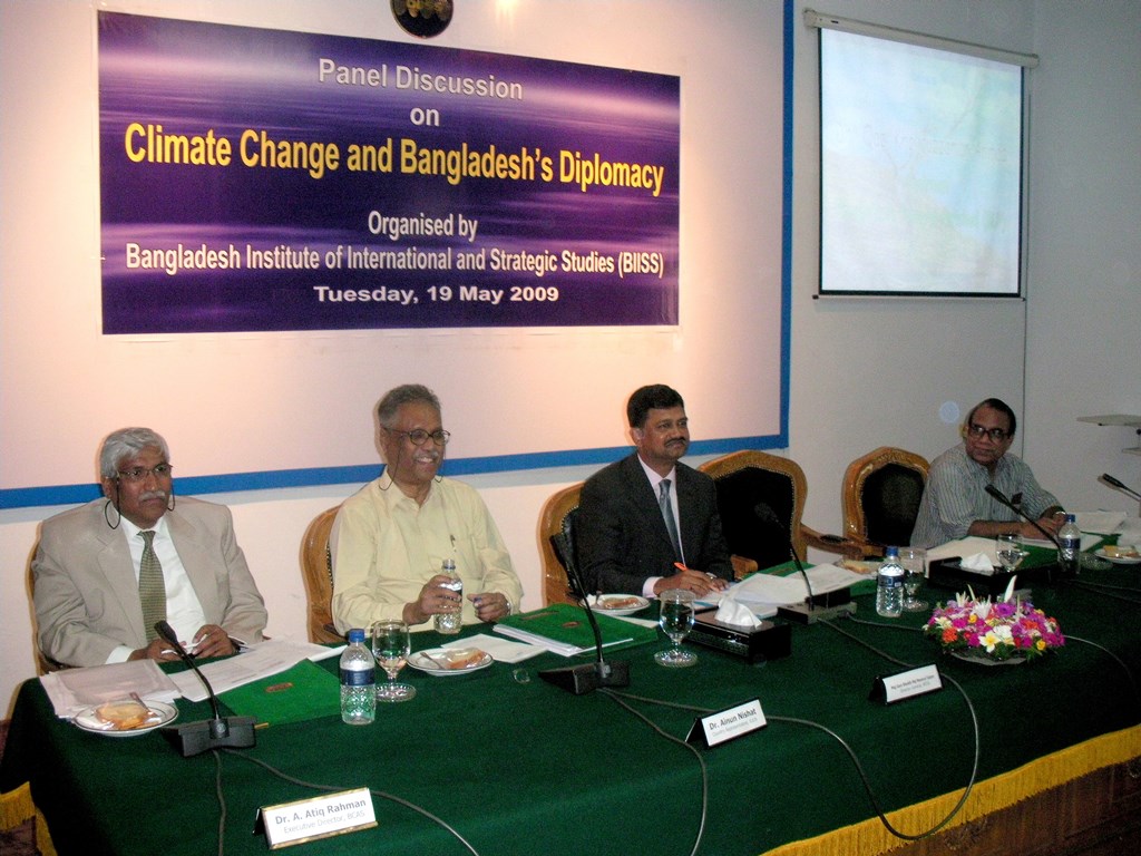 Panel Discussion on Climate Change and Bangladesh's Diplomacy on 19 May 2009